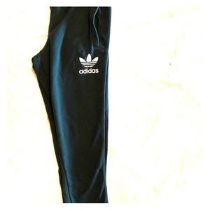 Adidas fleece tiro sweatpants Sz L